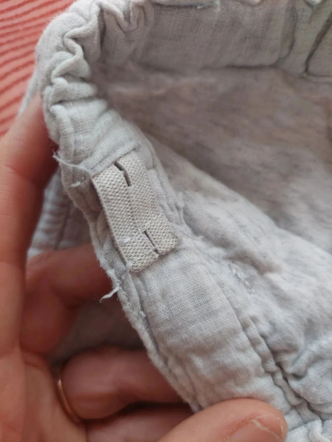 6-month kiabi pants – photo 6